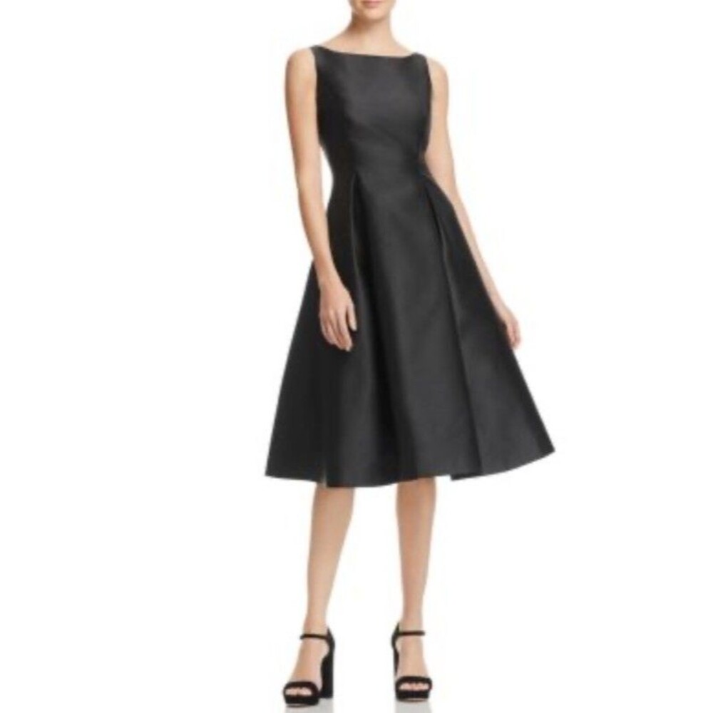 Adrianna Papell Women's  Sleeveless Tea Length Black Dress with pockets Sz 12